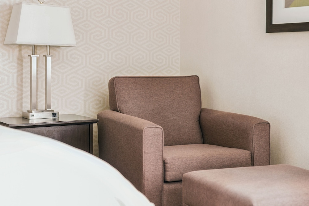 Radisson Hotel & Conference Centre West Edmonton