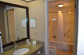 Radisson Hotel & Conference Centre West Edmonton