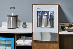 Delta Hotels by Marriott Detroit Novi