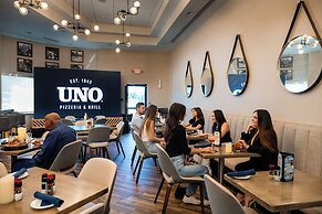 Delta Hotels by Marriott Detroit Novi