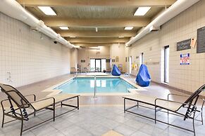 Delta Hotels by Marriott Detroit Novi