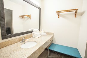 OYO Hotel Greensboro East I 40