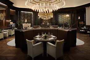 The Queens Hotel