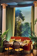 The Queens Hotel