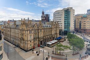 The Queens Hotel
