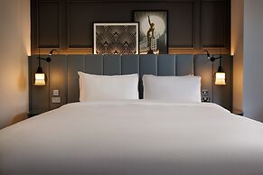 The Queens Hotel