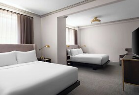 Hotel Phillips Kansas City Curio Collection by Hilton