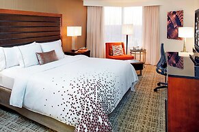 Renaissance St. Louis Airport Hotel