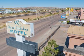 Royal Holiday Motel By Belvilla Gallup I-40