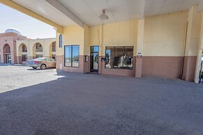 Royal Holiday Motel By Belvilla Gallup I-40
