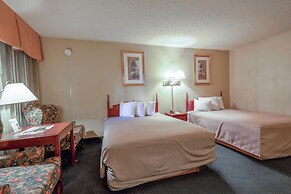 Royal Holiday Motel By Belvilla Gallup I-40