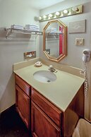 Royal Holiday Motel By Belvilla Gallup I-40