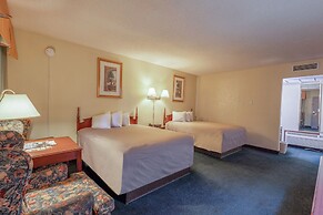 Royal Holiday Motel By Belvilla Gallup I-40