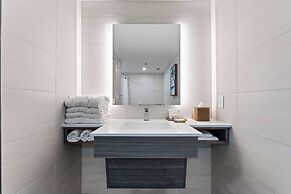 Radisson Resort at the Port