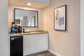 Sheraton Suites Wilmington Downtown