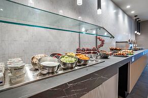 Sheraton Suites Wilmington Downtown