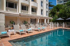 Le Cetai Cannes Beach Hotel