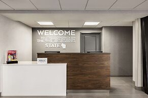 Hampton Inn Milwaukee/Brookfield