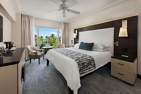 The Palms Hotel & Spa
