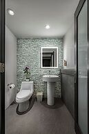 The Palms Hotel & Spa