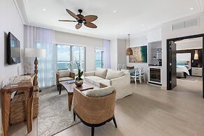 The Palms Hotel & Spa