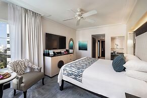 The Palms Hotel & Spa