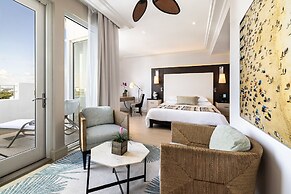 The Palms Hotel & Spa