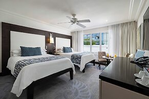 The Palms Hotel & Spa
