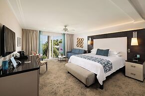 The Palms Hotel & Spa