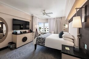 The Palms Hotel & Spa