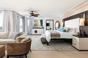 The Palms Hotel & Spa