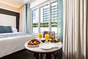 The Palms Hotel & Spa