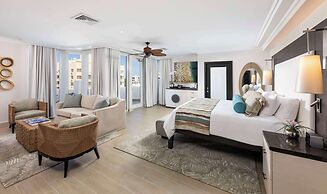 The Palms Hotel & Spa