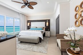 The Palms Hotel & Spa