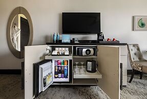 The Palms Hotel & Spa