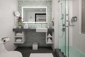 The Palms Hotel & Spa