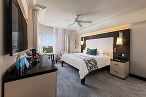 The Palms Hotel & Spa