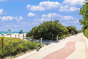 The Palms Hotel & Spa