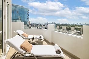 The Palms Hotel & Spa