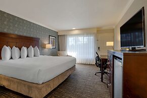 Best Western Plus Carriage Inn