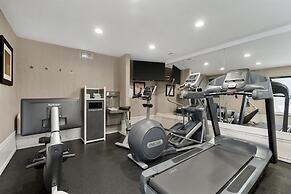 Best Western Plus Carriage Inn