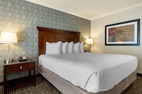 Best Western Plus Carriage Inn