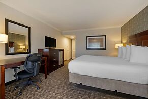 Best Western Plus Carriage Inn