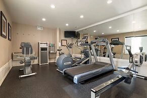 Best Western Plus Carriage Inn