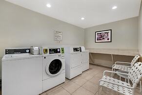 Best Western Plus Carriage Inn