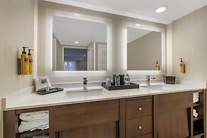Best Western Plus Carriage Inn