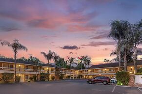 Best Western Plus Carriage Inn