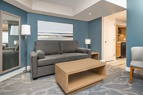 Coast Tsawwassen Inn