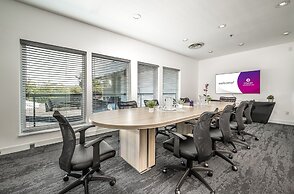 Coast Tsawwassen Inn