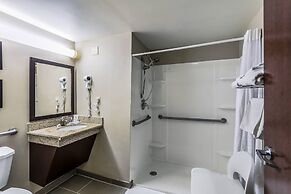 Comfort Inn Medford - Long Island